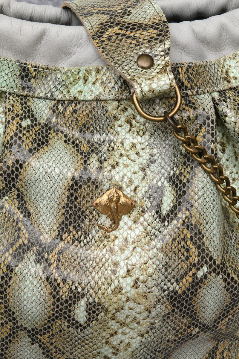 Calypso - Python Rivière