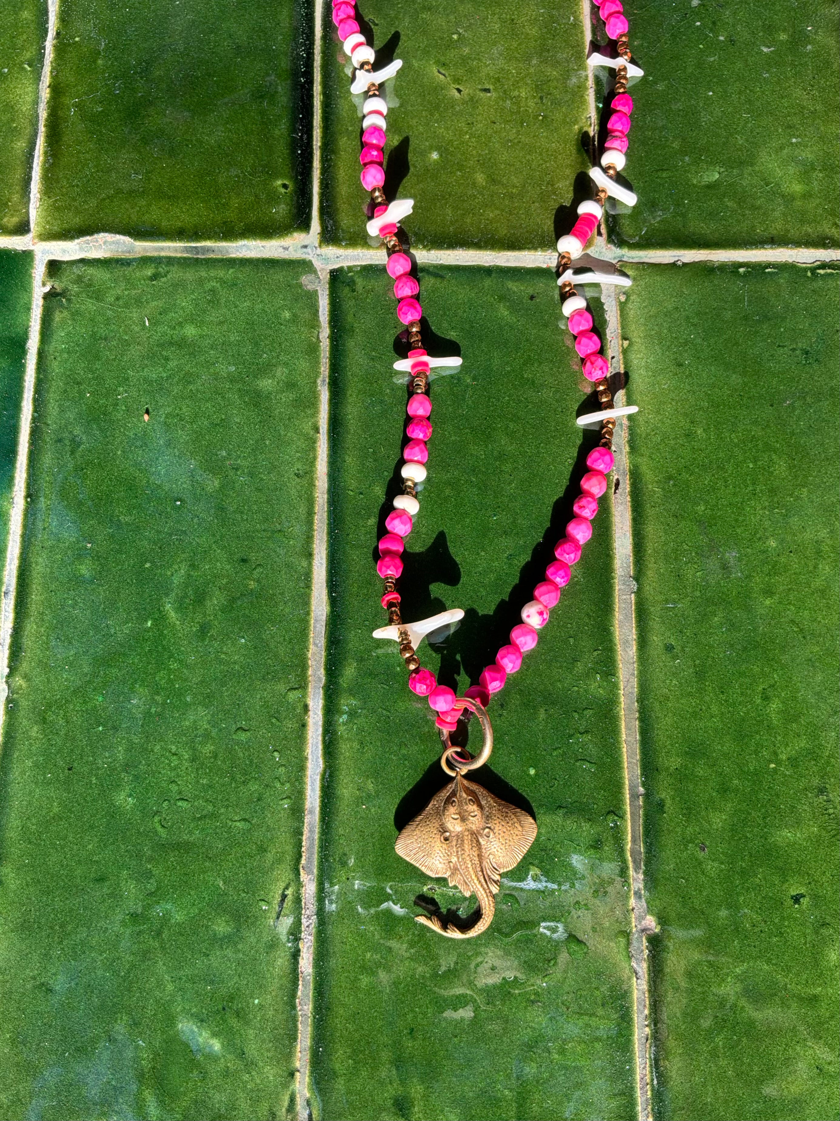 Collier en perles naturelles