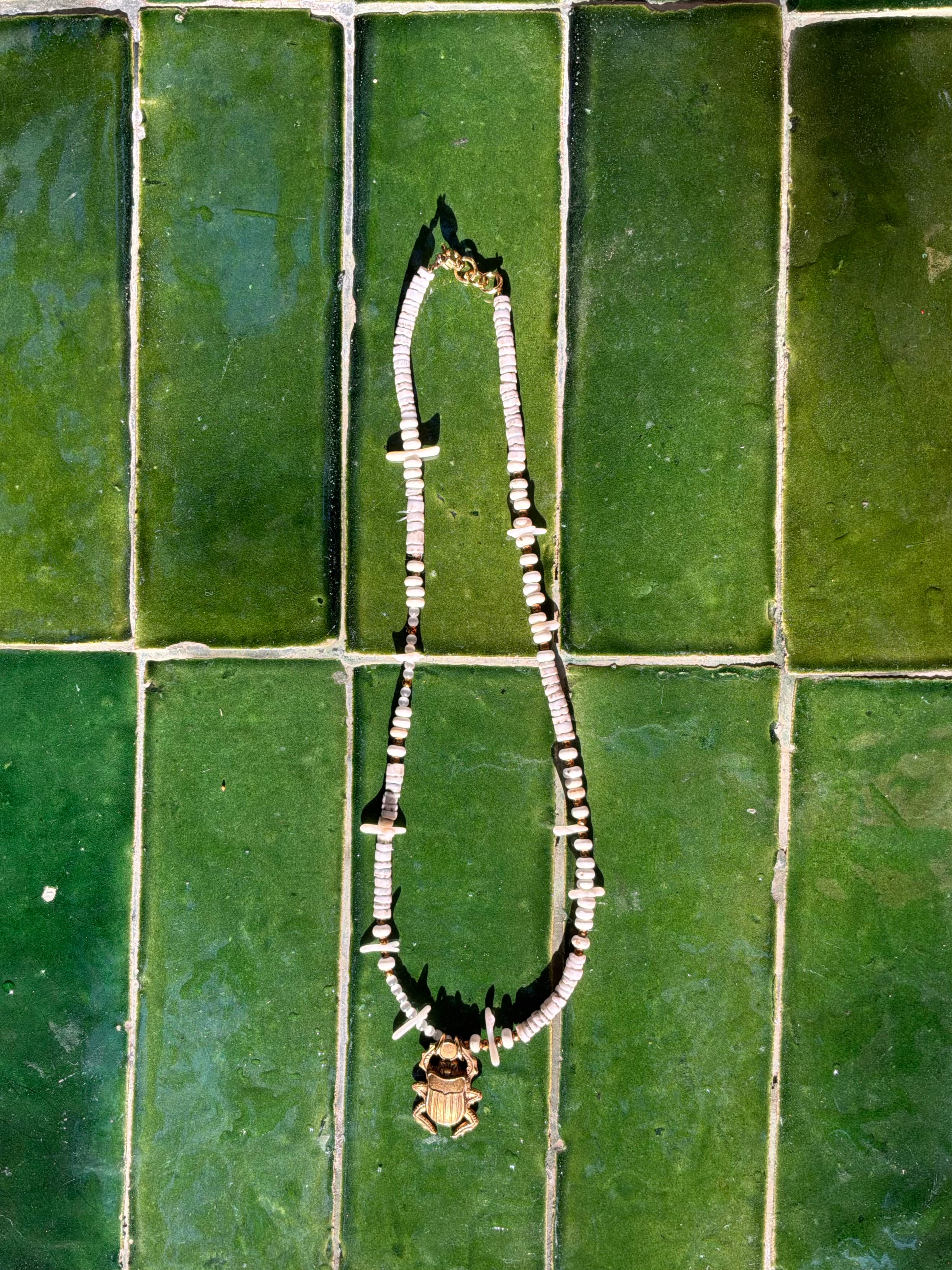 Collier en perles naturelles
